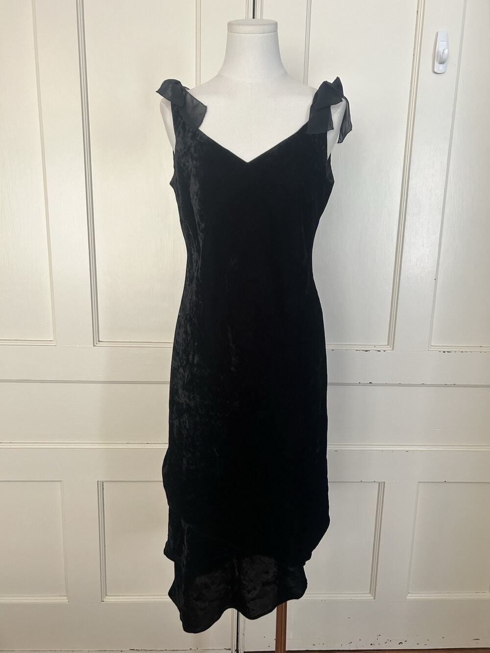 Vintage Y2K Evan-Picone Velvet Asymmetric Midi Dress Womens Size 6 Witchy